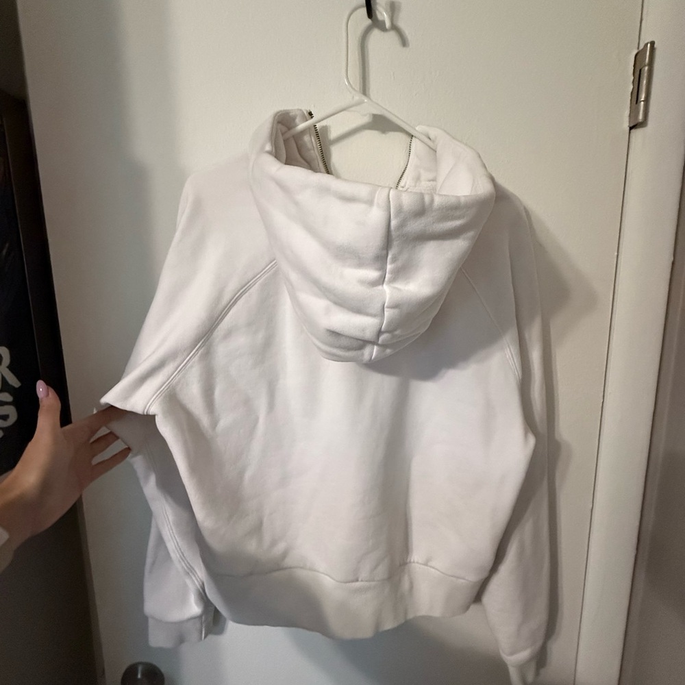Vuori White Half-Zip Hoodie - Picture 4 of 5